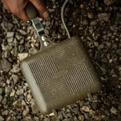 Trakker Armolife Marble Sandwich Toaster -Solar Vis Winkel 4229781Trakker Armolife Marble Sandwich Toaster 2